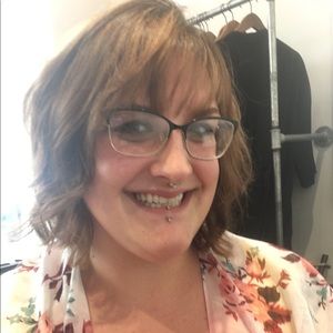 Meet your Posher, Brooke